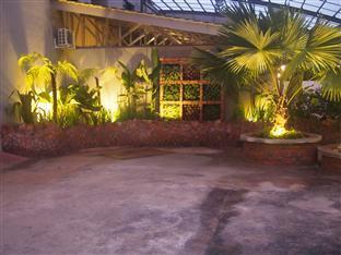 I Garden Hotel Ipoh Buitenkant foto