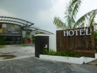I Garden Hotel Ipoh Buitenkant foto